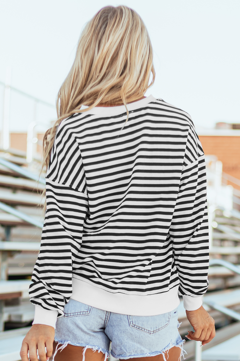 White Stripe Color Block Buttoned Crew Neck Oversized Sweatshirt